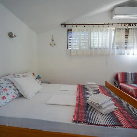 Ivka - Apt-3 By Interhome